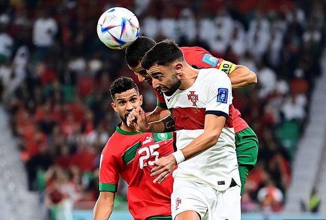 包含阿根廷轻取英格兰，布鲁诺统治全场的词条