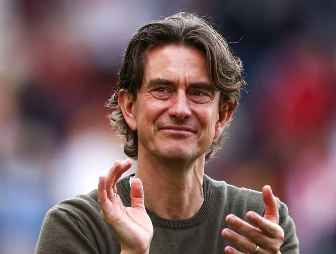 西班牙足球豪门火爆转会市场